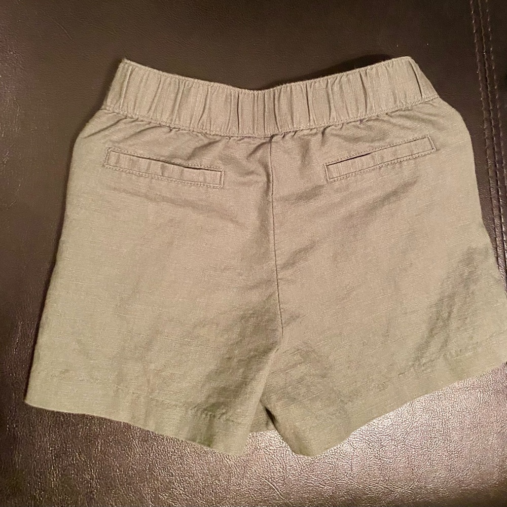 Janie and Jack Olive Green Shorts with Elastic Waistband and Faux Belt 3T - Picture 2 of 6